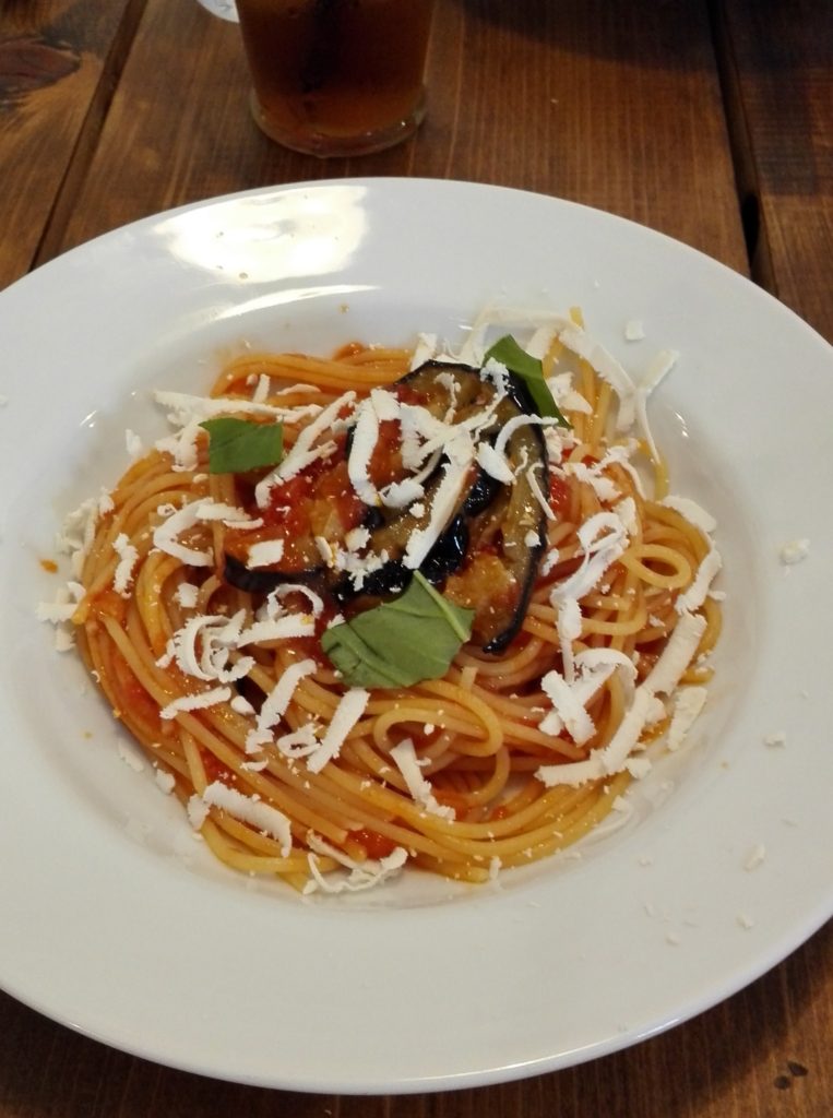 イカンピでランチ